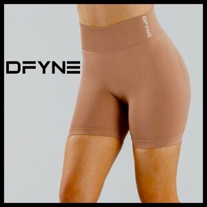 DFYNE Dynamic Shorts | 4.5" •Tawny Brown